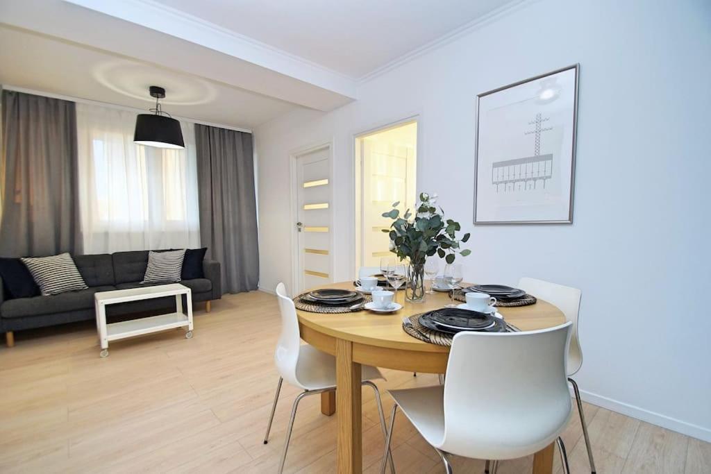 Apartament Korfantego Citycentre Z Widokiem Na Spodek Κατοβίτσε Εξωτερικό φωτογραφία